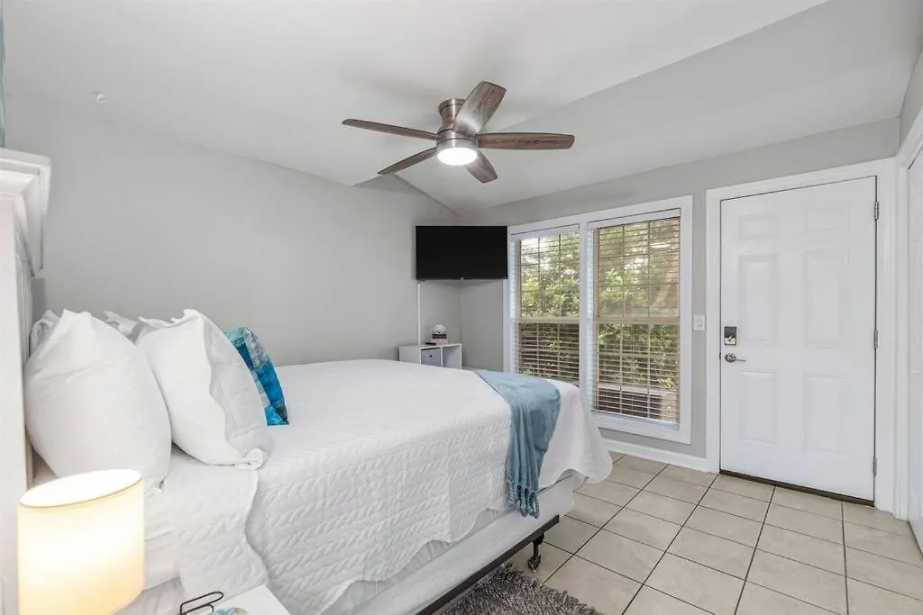 Beach, Pools, Tennis, Gulf Highlands Beach Resort Panama City Beach 0*,  Ηνωμένες Πολιτείες της Αμερικής