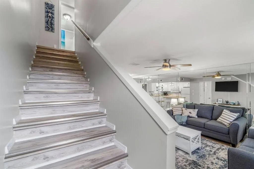 Apartment Beach, Pools, Tennis, Gulf Highlands Beach Resort Panama City Beach United States