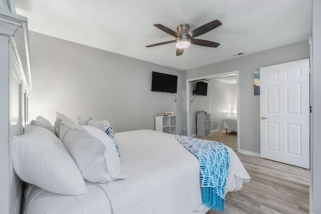Beach, Pools, Tennis, Gulf Highlands Beach Resort Panama City Beach Apartment